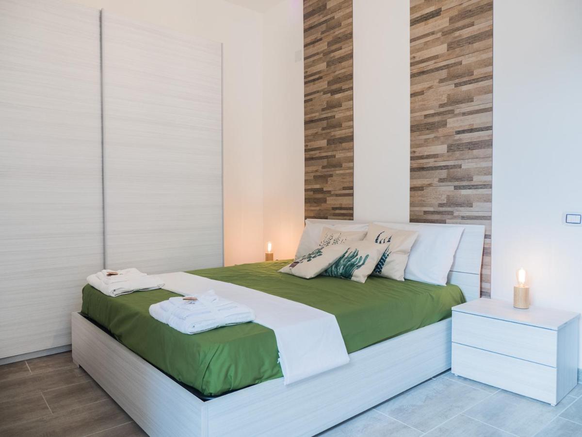 Chiaia Premium Flat, Naples Center, Near Seaside Apartment Ngoại thất bức ảnh