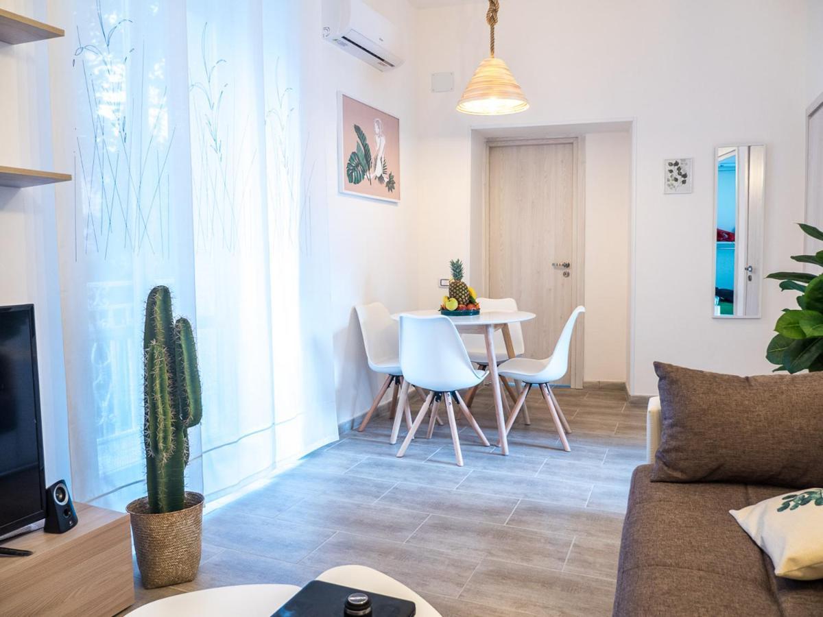 Chiaia Premium Flat, Naples Center, Near Seaside Apartment Ngoại thất bức ảnh
