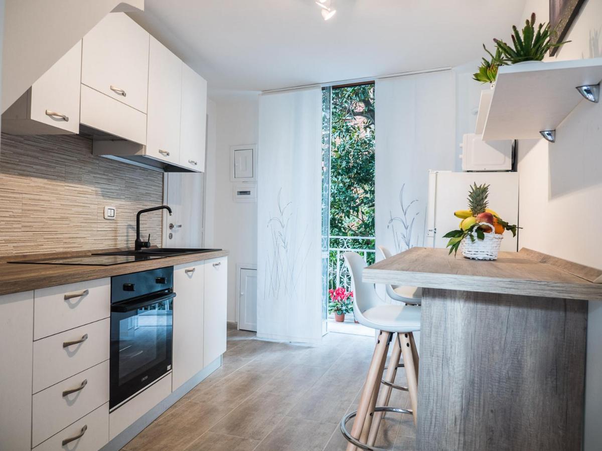 Chiaia Premium Flat, Naples Center, Near Seaside Apartment Ngoại thất bức ảnh